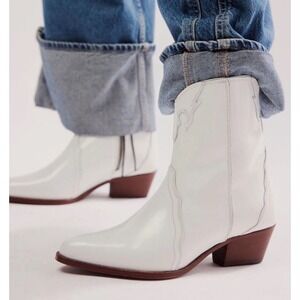 NWOB Free People White Frontier Western Bootie Sz 37.5 7 Cowgirl Bride Festival